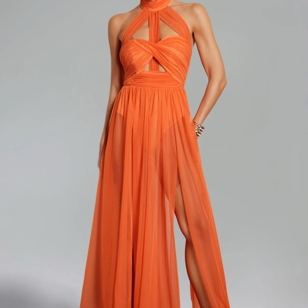 Chic Backless Orange Maxi Dress
